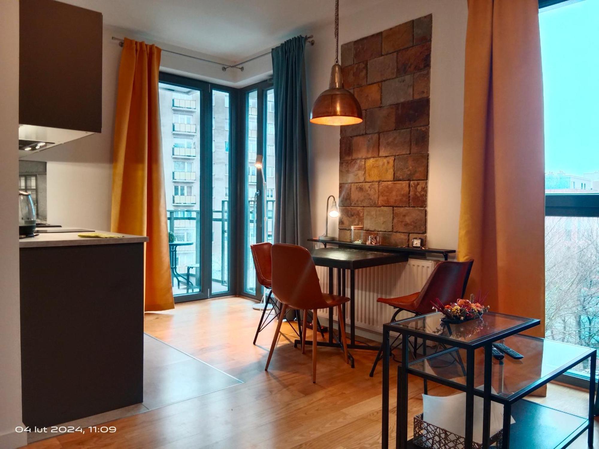 Uroczy Apartament Dlugie Ogrody 48 Gdańsk Extérieur photo
